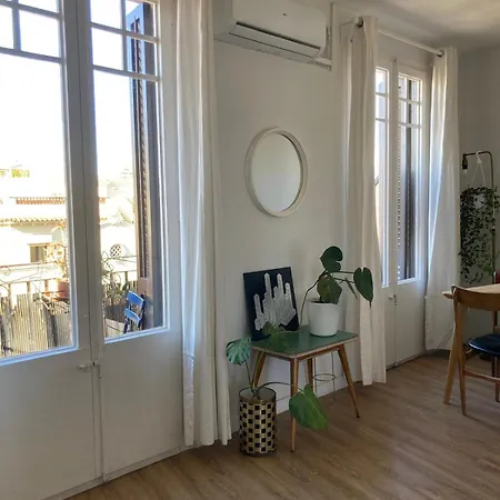 Soleado Piso En Poblenou * Barcelona